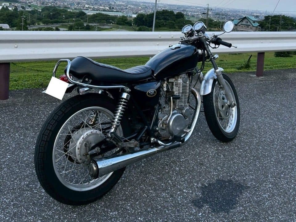 ヤマハ SR400